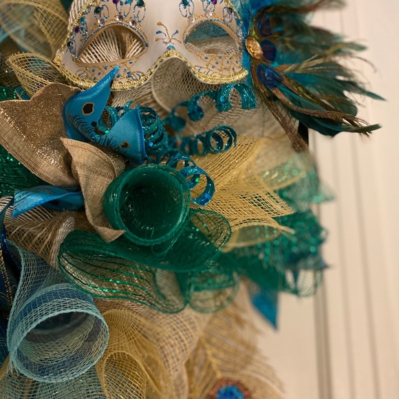 COPY - Custom Stunning & unique Mardi Gras Wreath - Picture 5 of 8